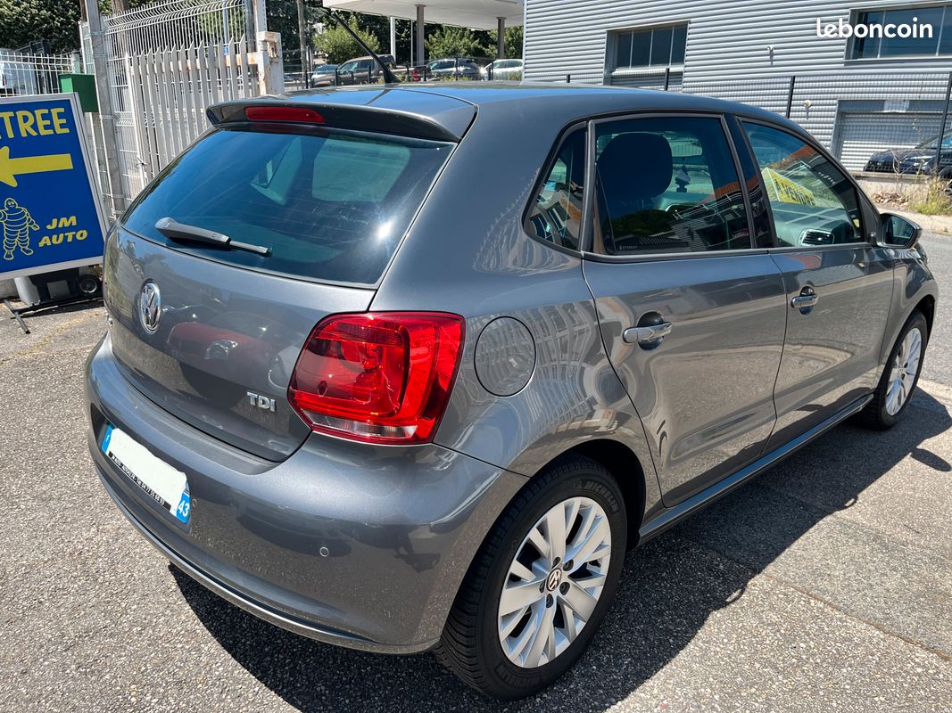 Belle polo 1.6 TDI 90cv 184.500kms gps clim possibilité garantie 12 / 24 / 36 mois (image 4)