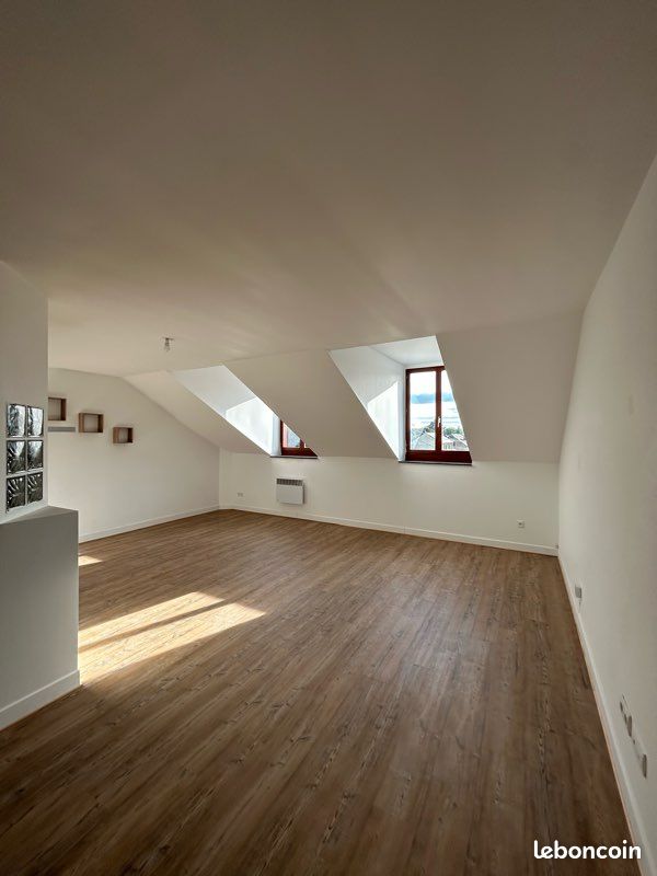 Appartement 3 pièces 86 m² · à Vrigne aux Bois · 86 m² · 620 €/mois