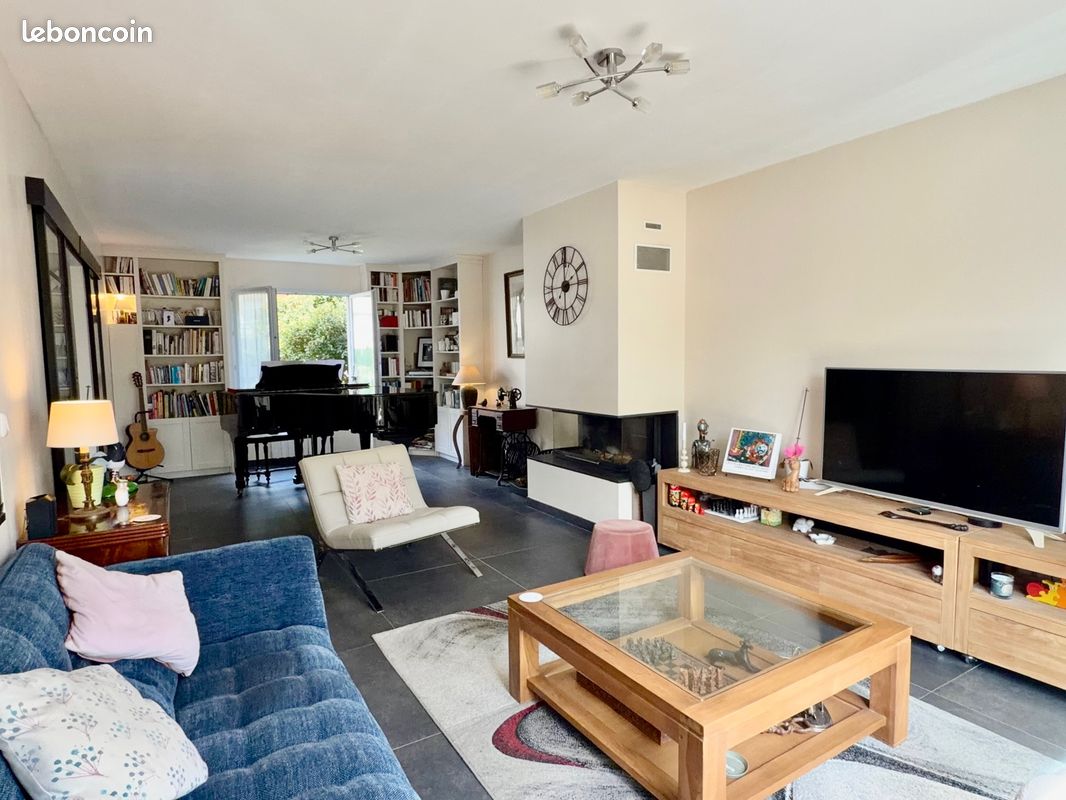 Maison 9 pièces 200 m² · à Villeparisis · 200 m² · 495 000 €