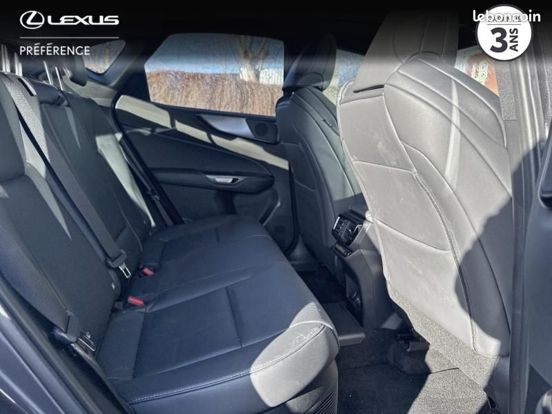 Lexus NX 450h+ F SPORT Executive 4WD (image 15)