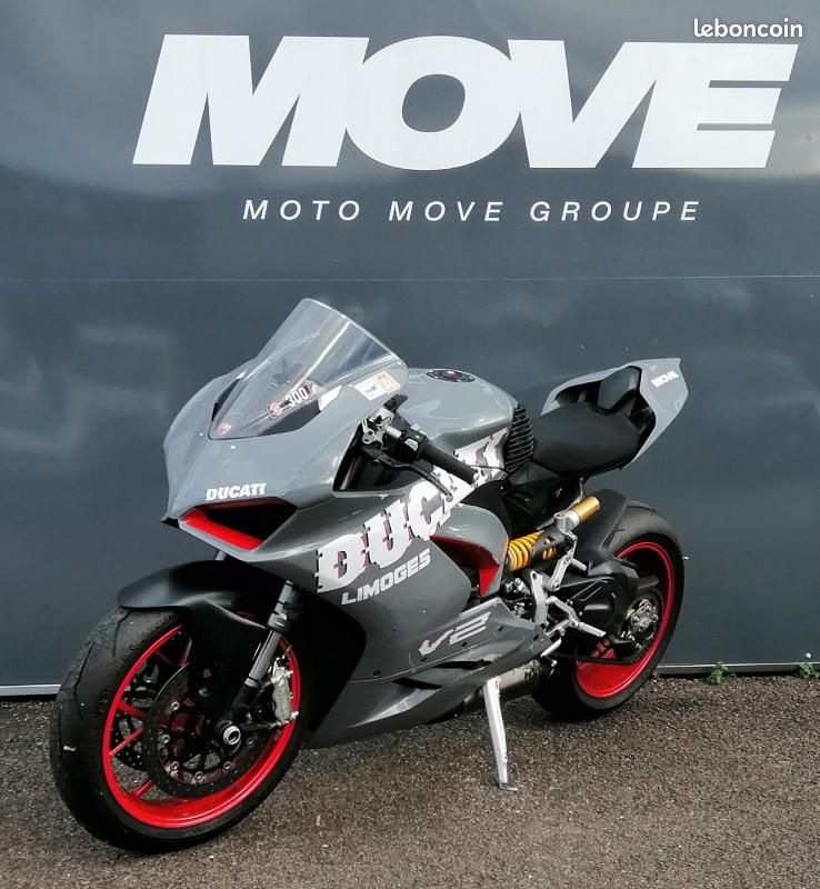 Ducati PANIGALE V2 BLANCHE AKRAPOVIC PISTE ET ROUTE 959 cm3 (image 4)