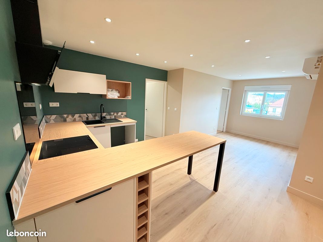 Appartement 3 pièces 48 m² · à Brive-la-Gaillarde · 48 m² · 750 €