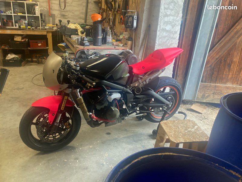 675 triumph piste (image 2)