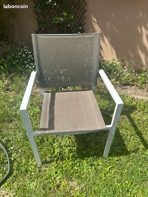 Fauteuil extérieur (image 1)