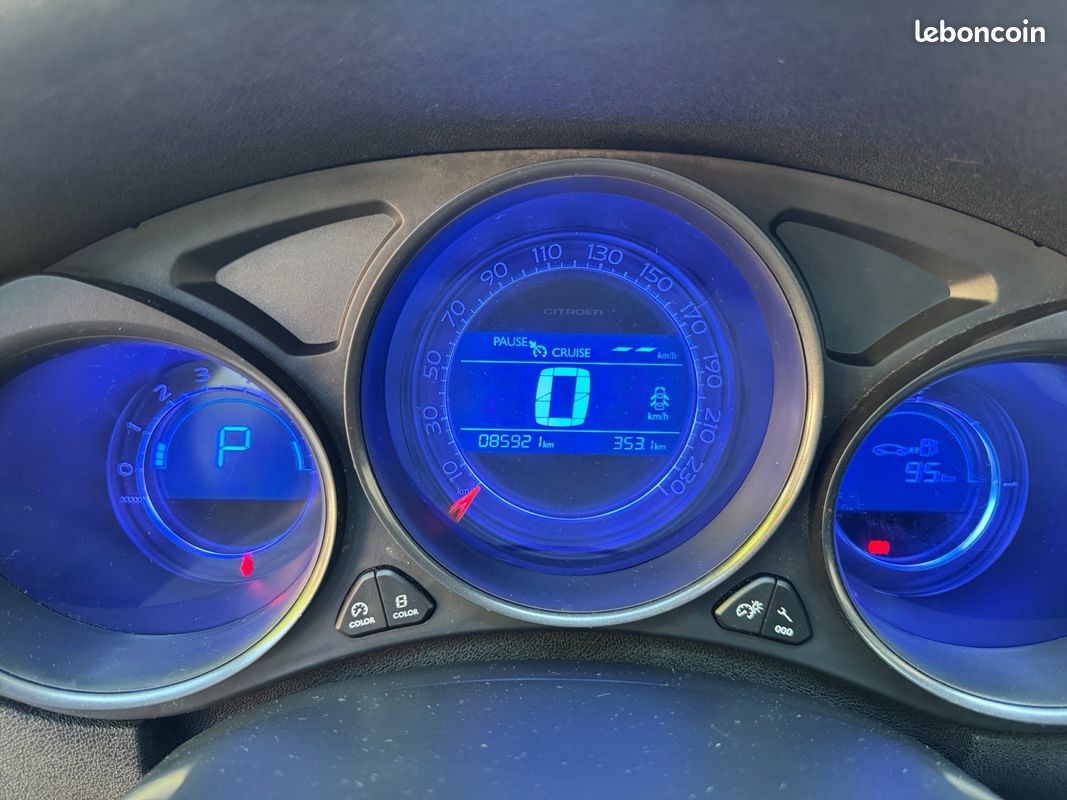 CITROEN C4 C4 PureTech 130 SS EAT6 Shine (image 14)
