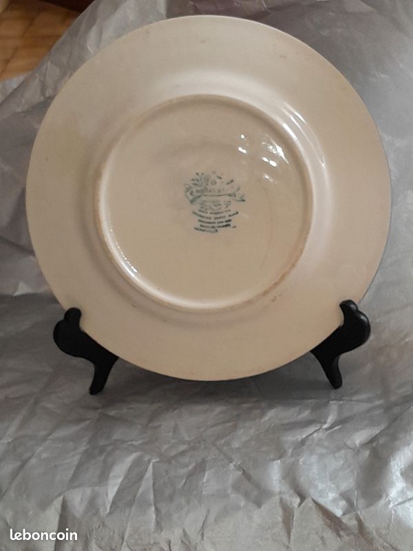 Assiette plate en faïence de Lunéville English Style The Copperfield 24 cm (image 2)