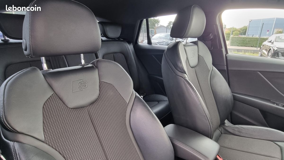 AUDI Q2 35 TFSI COD 150 S tronic 7 S Line (image 13)