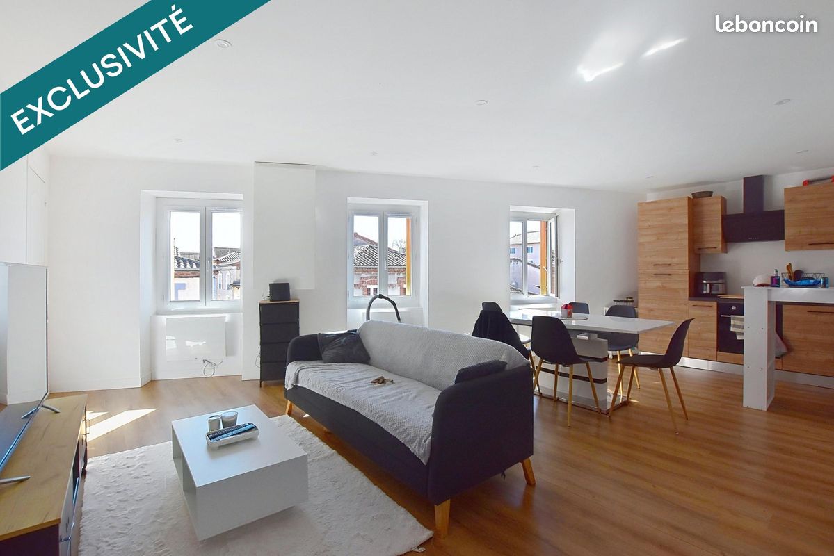 Immeuble 210 m² · à Sury-le-Comtal · 210 m² · 285 000 €