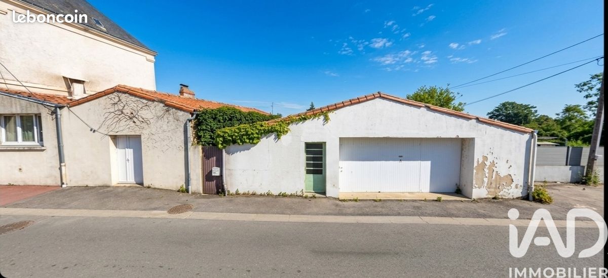 Parking/box Divatte-sur-Loire · 24 000 €