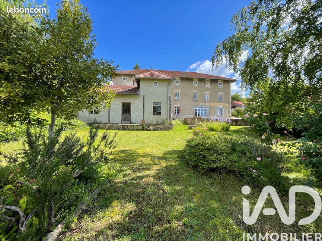 Maison 3 pièces 295 m² · à Chasselay · 295 m² · 365 000 €