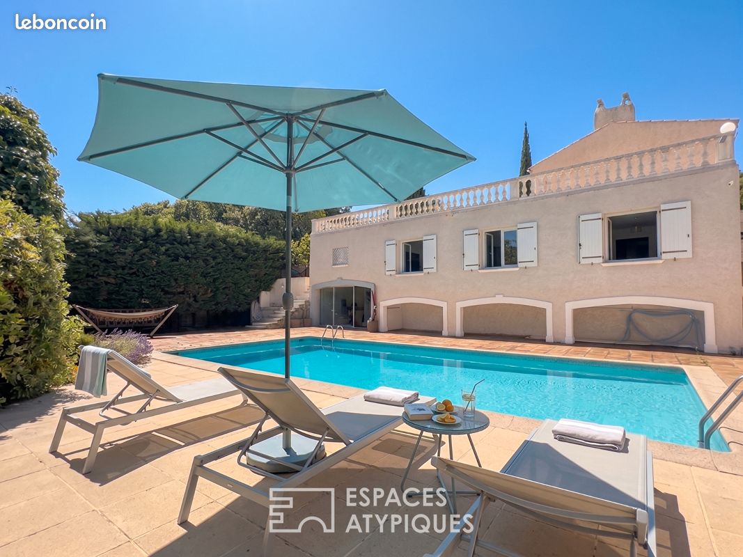 Maison 10 pièces 276 m² · à Fréjus · 276 m² · 950 000 €