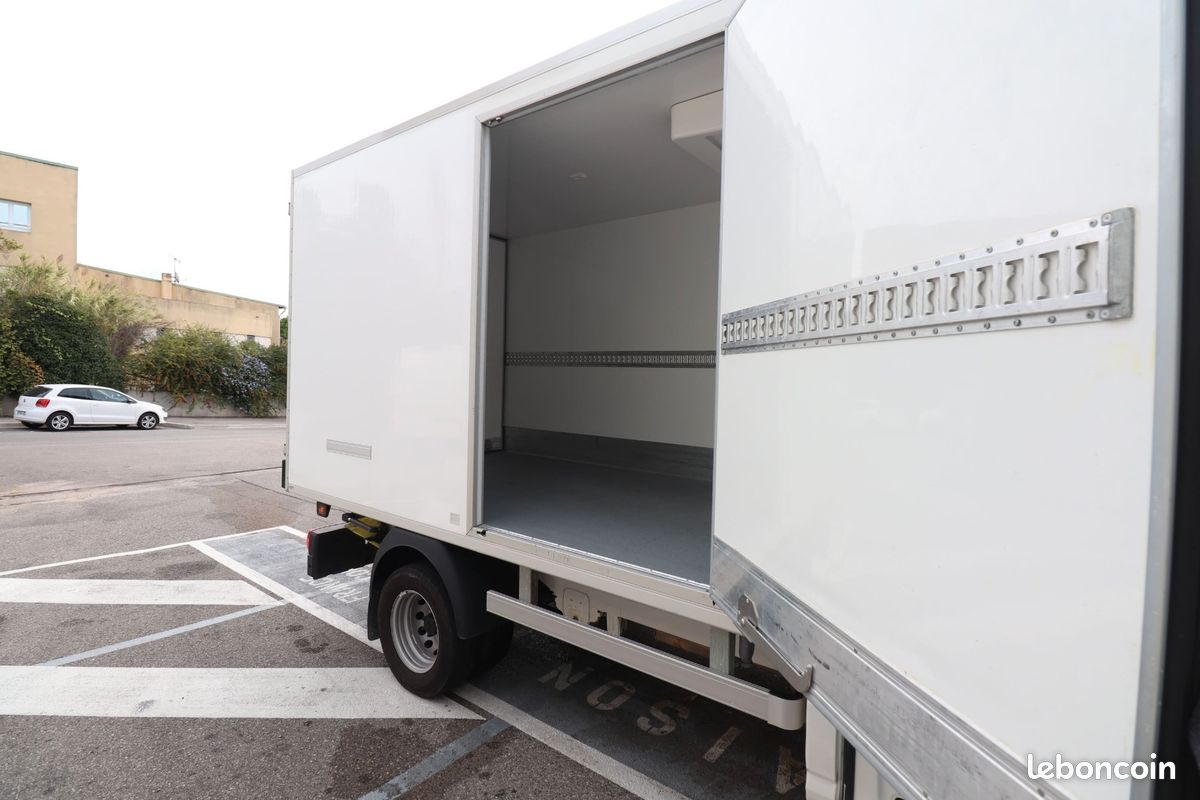 Volkswagen crafter vu frigorifique -ttc 39 997 (tva recup.) -2.0l tdi 175ch 35l3 -2 cam.recul -carplay -dispo 30/6 (image 11)
