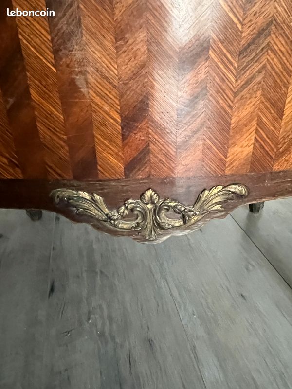 Commode style Louis XV en bois de violette et marbre rose (image 9)