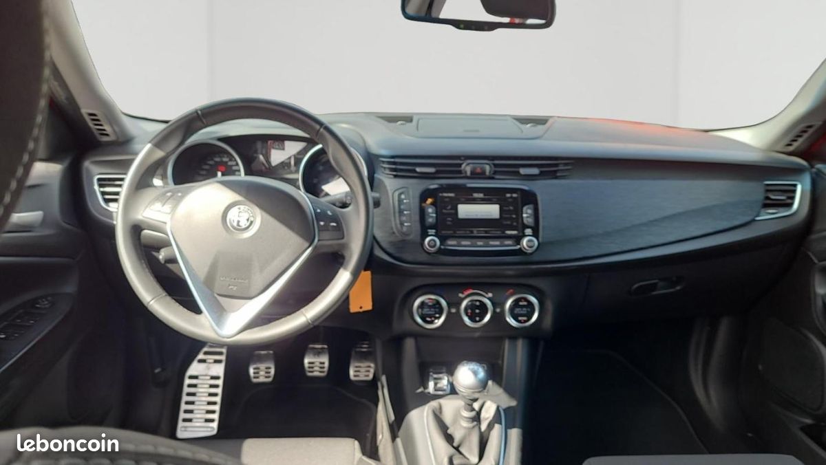 Alfa Romeo Giulietta Série 2 1.6 JTDm 120 ch S&S Super (image 14)