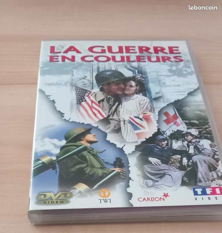 Deux DVD, la dernière guerre, parfait état en couleurs (image 1)