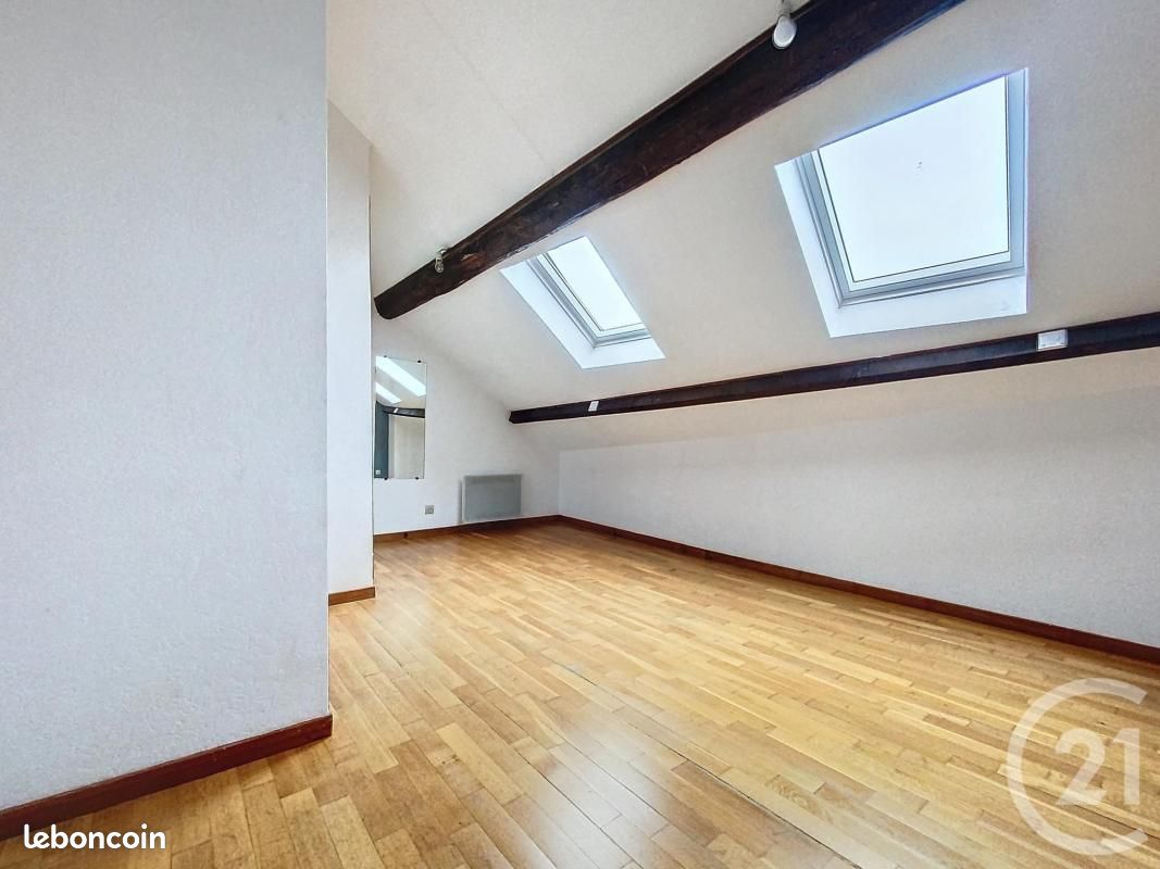 Appartement a louer chalons-en-champagne - 2 pièce(s) - 77 m2 - Surfyn