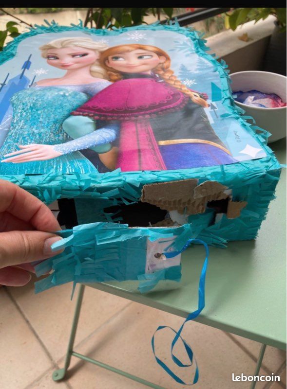 Piñata Frozen (image 5)