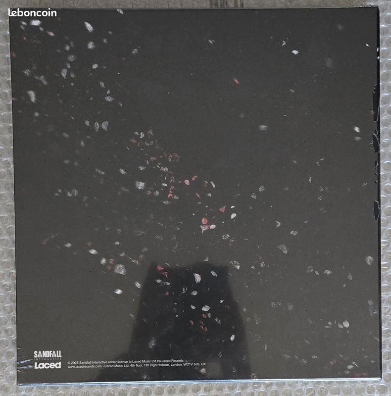 Coffret Deluxe 6 Vinyles Clair Obscur 33 Expédition Black Vinyle (Original Sountrack) neuf sous Blister
Music By Lorien Testard & Alice Duport-Percier
Paru le 6 Février 2026
Sandfall Laced (image 2)