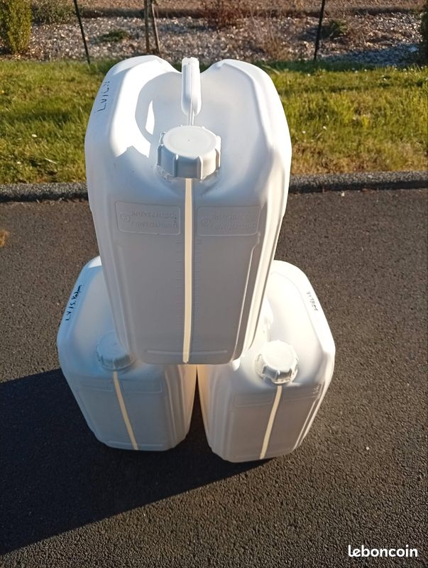 3 Bidons 20l (image 1)