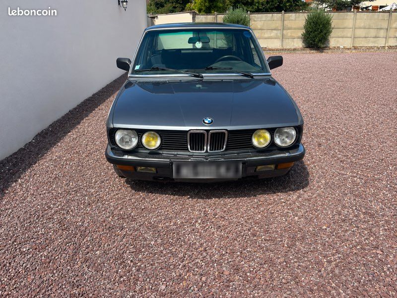 Vends BMW 520i (image 3)
