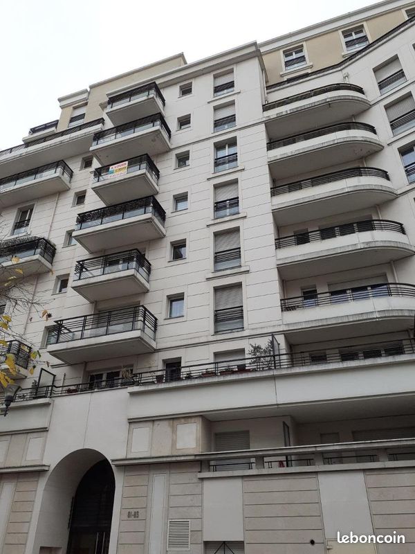 Appartement 3 pièces 65 m² · à Courbevoie · 65 m² · 1 684 €