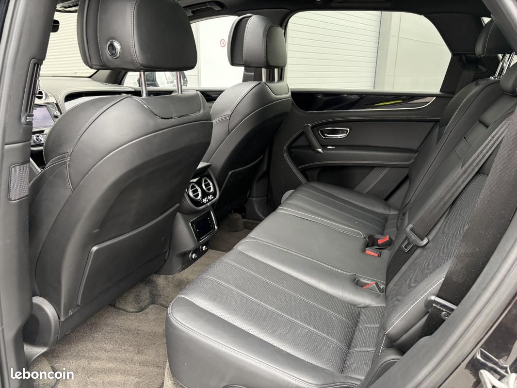 Bentley Bentayga V8 DIESEL 4.0 435 CH 4WD / REVISION 2026 OK (image 12)