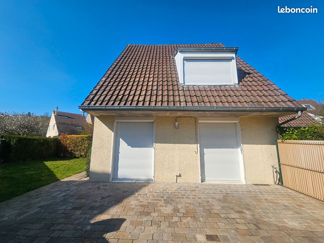 Maison 5 pièces 125 m² · à Breuillet · 125 m² · 290 000 €
