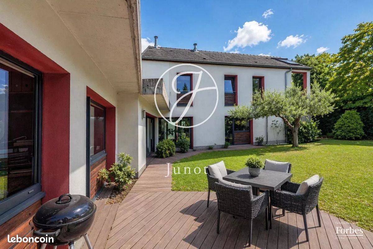 Maison 9 pièces 182 m² · à Viroflay · 182 m² · 1 280 000 €