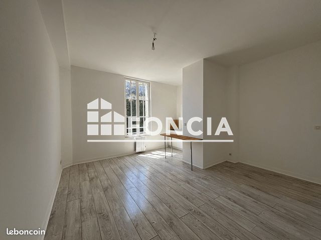Appartement 2 pièces 55 m² · à Château-Renault · 55 m² · 505 €/mois