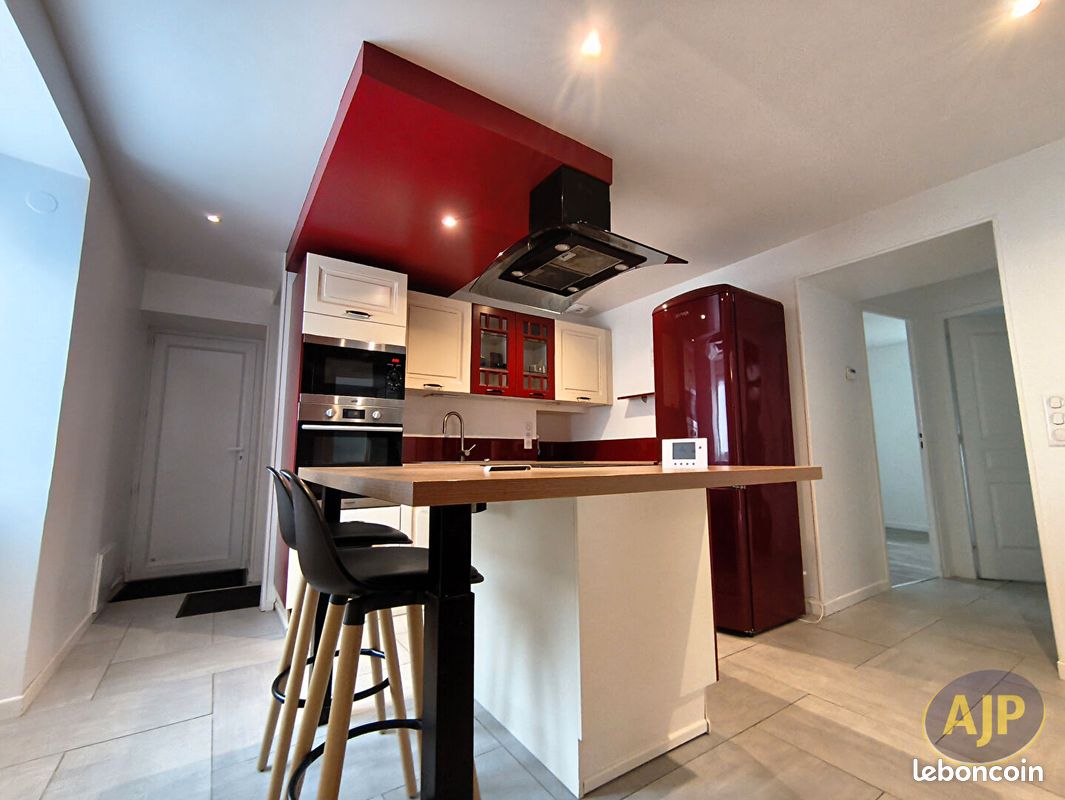 Maison 6 pièces 115 m² · à La Mézière · 115 m² · 1 190 €