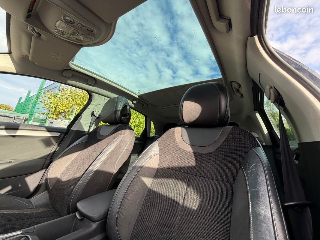 Citroen c4 2.0 hdi 150 exclusive 2013 (image 12)