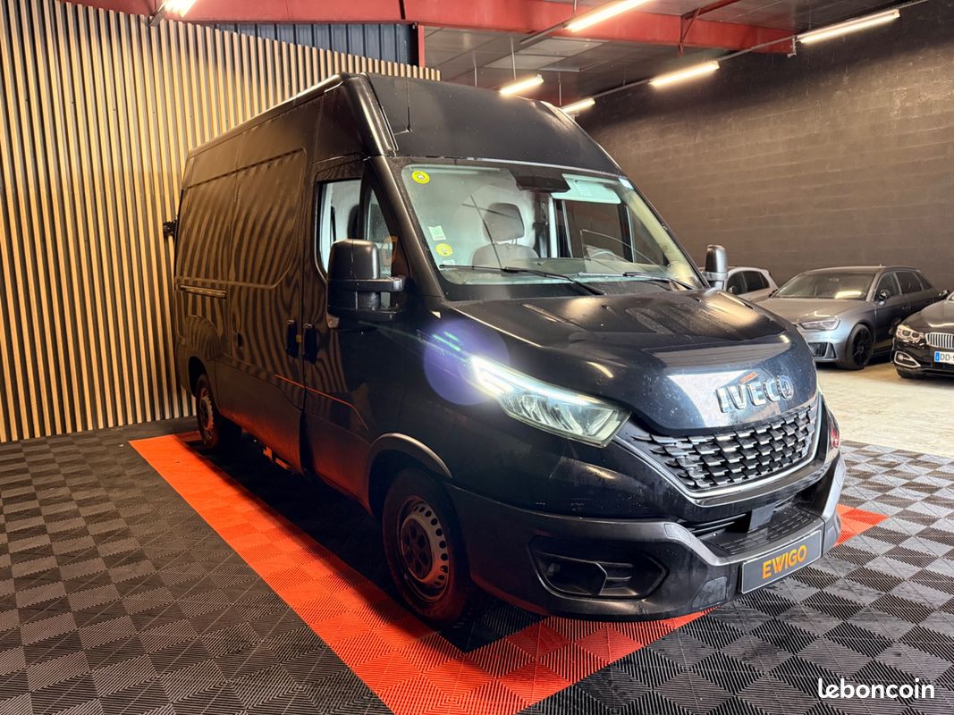 Iveco daily vu 35s16 2.3 156ch h2 hi-matic tva recuperable (image 3)