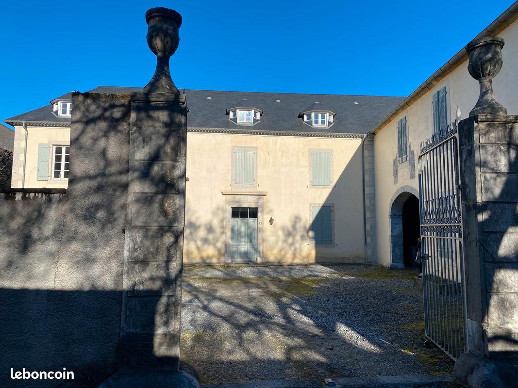 Maison 5 pièces 125 m² · à Coarraze · 125 m² · 1 000 €/mois