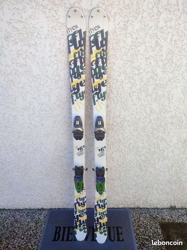 salomon flyer skis QST 106 2026 have for all powder hounds Salomon QST X Skis |