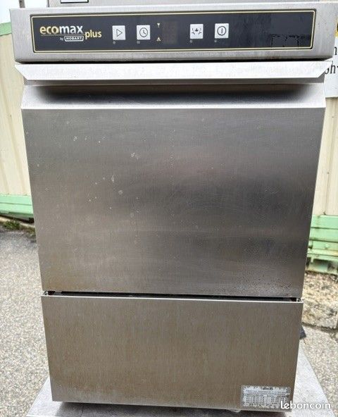 Lave-verre HOBART ECOMAX G415 avec pompe de vidange et osmoseur (image 1)