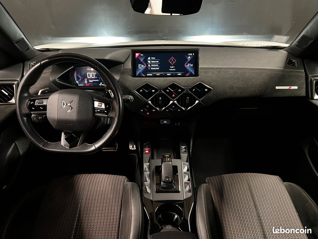 DS 3 Crossback 130ch Performance Line (image 13)