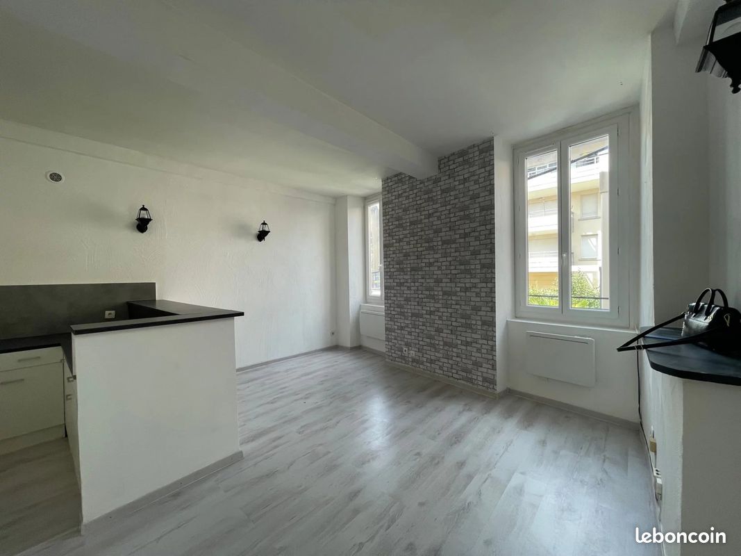 Appartement 3 pièces 58 m² · à Montélimar · 58 m² · 560 €/mois