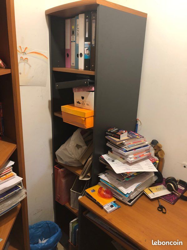 Bureau + une étagère d’angle + une étagère normale (image 4)