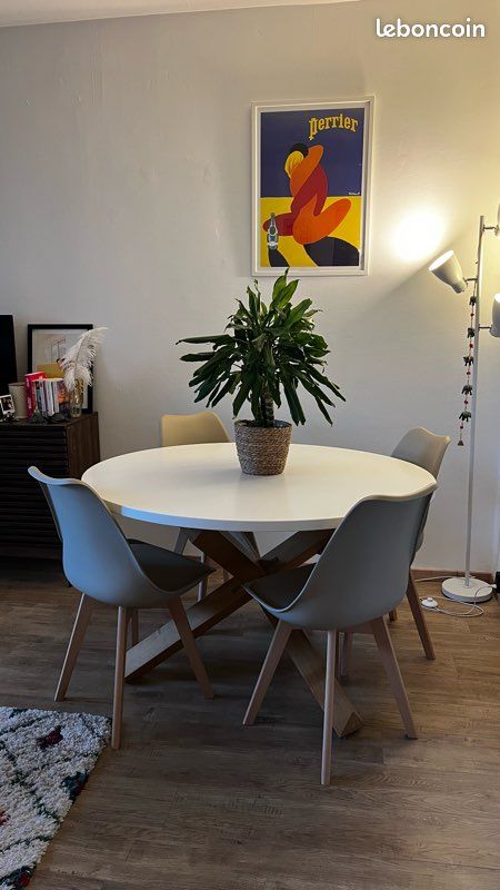 Table de salle à manger ronde (image 1)