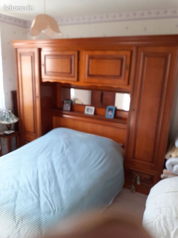 Chambre à Coucher Adulte – Lit Pont 2 Places En Merisier Massif Avec Literie
