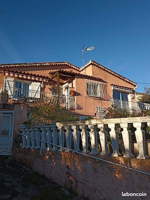 Maison 3 pièces 80 m² · à Grasse · 80 m² · 1 450 €/mois