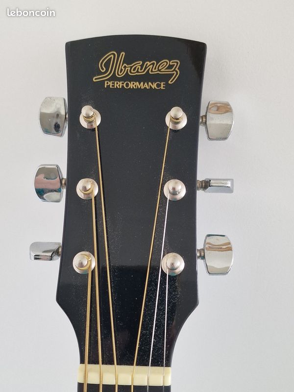 Superbe guitare acoustique noire Ibanez (image 3)
