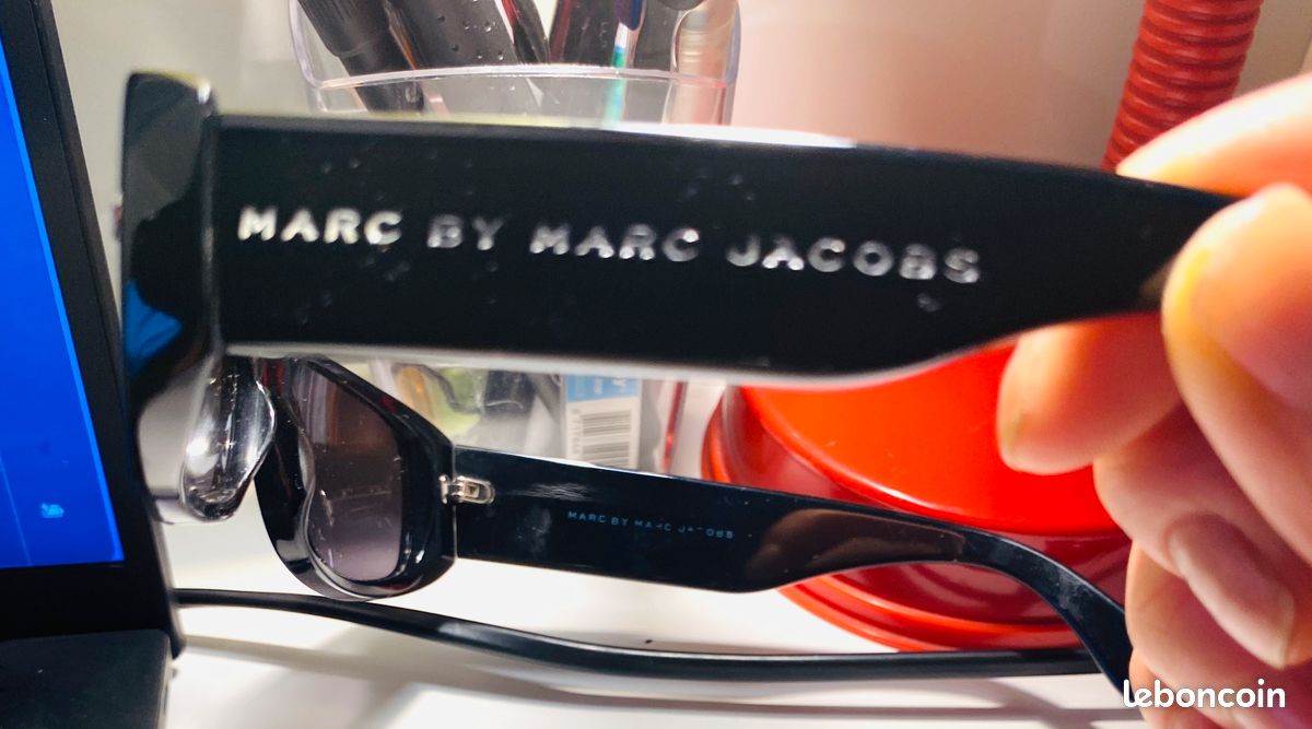 Lunettes de soleil noires Marc Jacobs (image 6)