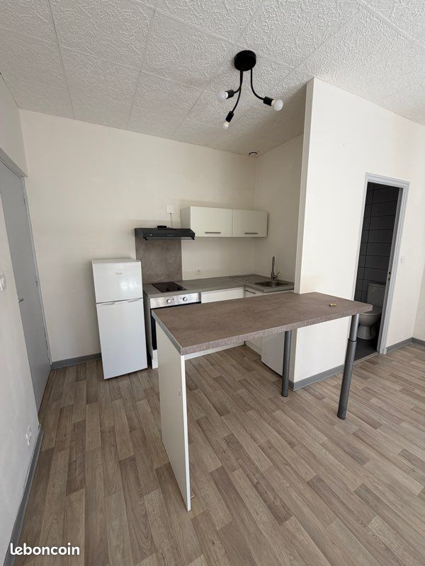 Appartement 1 pièce 28 m² · à Villefranche-de-Rouergue · 28 m² · 380 €/mois