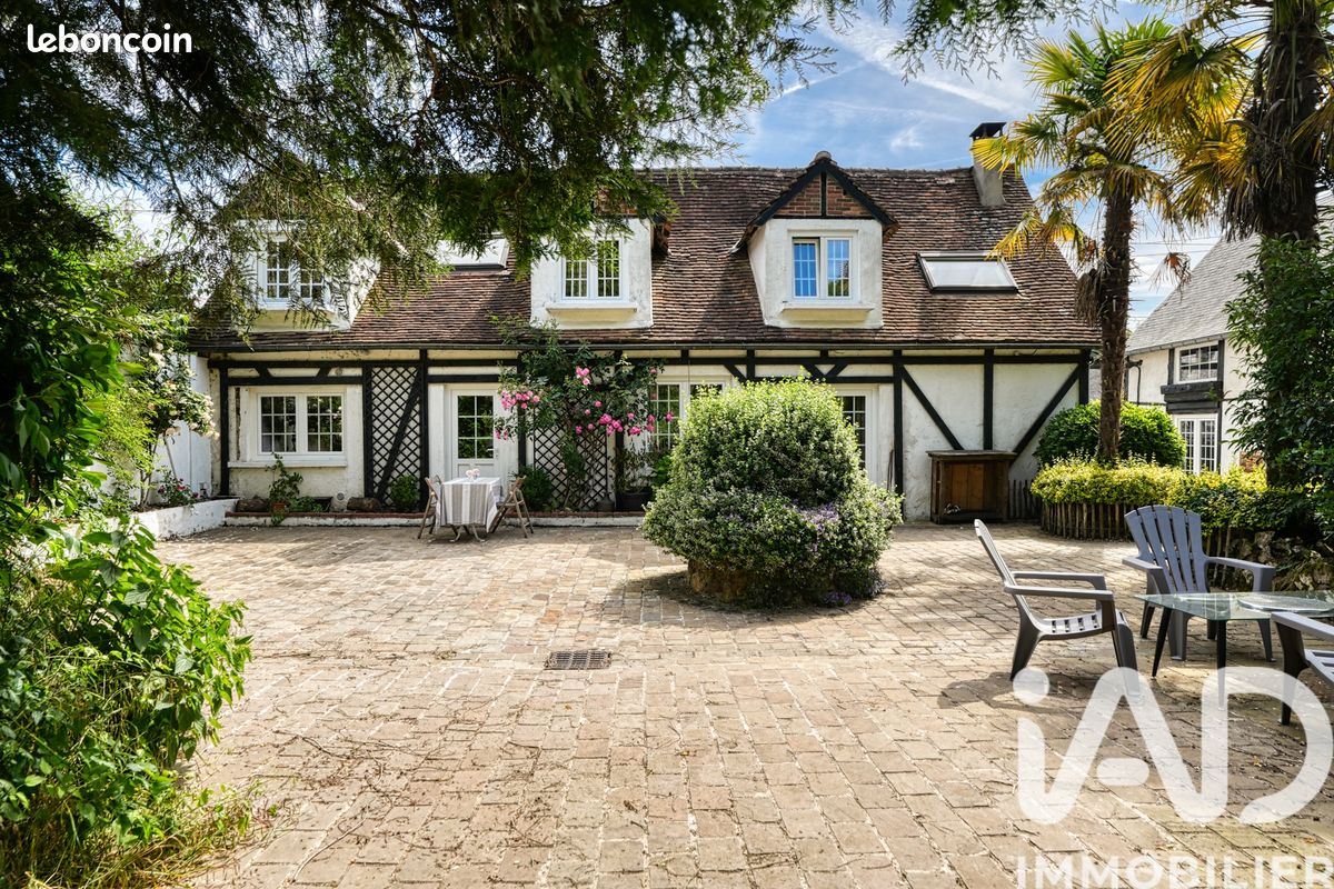 Maison 8 pièces 207 m² · à Puiseux-en-Bray · 207 m² · 290 000 €