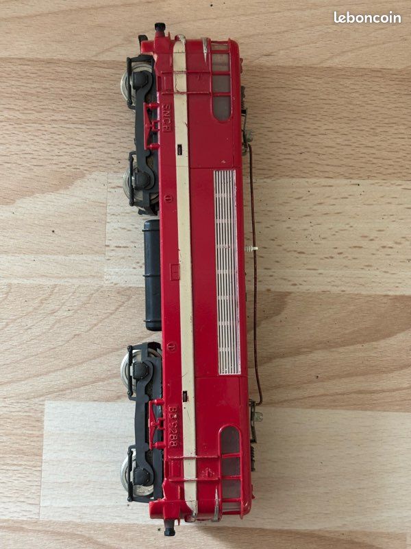 Locomotive électrique SNCF BB 9288 – Modèle Réduit Rouge, Jouet Ou Pièce De Collection, Sans Marque, Occasion