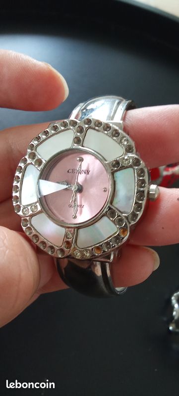 Montre Bijou Femme Ceigny – Forme Fleur Strass & Cadran Rose (image 1)