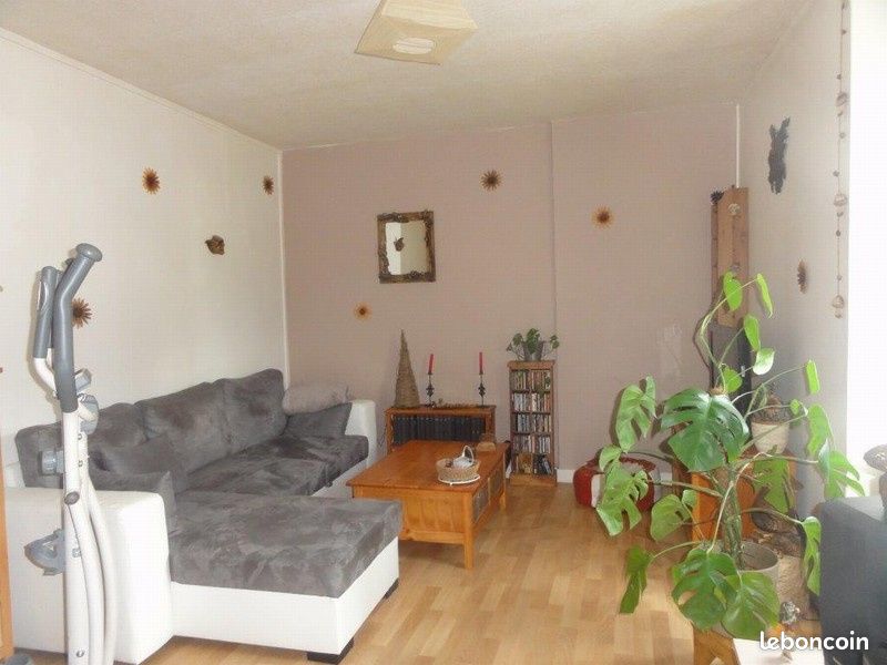 Appartement 2 pièces 53 m² · à Le Creusot · 53 m² · 375 €