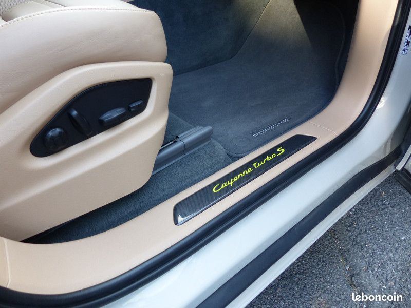 Porsche CAYENNE COUPE (9YB) 4.0 V8 680CH TURBO S E-HYBRID (image 22)