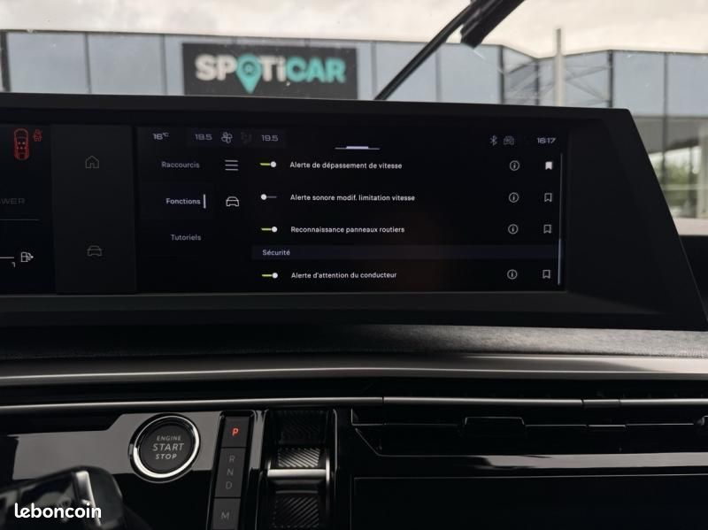 Peugeot 3008 1.2 Hybrid 145 Allure e-DCS6 / GPS + CAMERA / GARANTIE 12 MOIS (image 38)